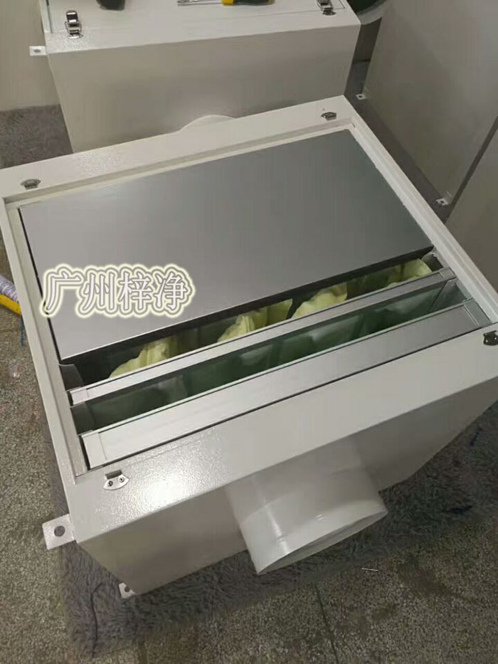 增压新风柜又称为增压过滤箱，新风机组，鲜风柜等